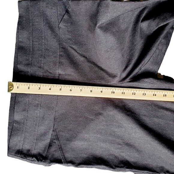 𝅺SUZY Shier Grey Casual Classic High waisted Solid Leggings. Size large - Picture 5 of 6